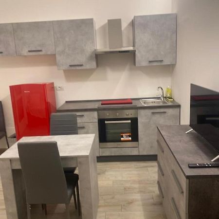 Senza Pensieri Residence Zero Carlo Urbino Крема Экстерьер фото