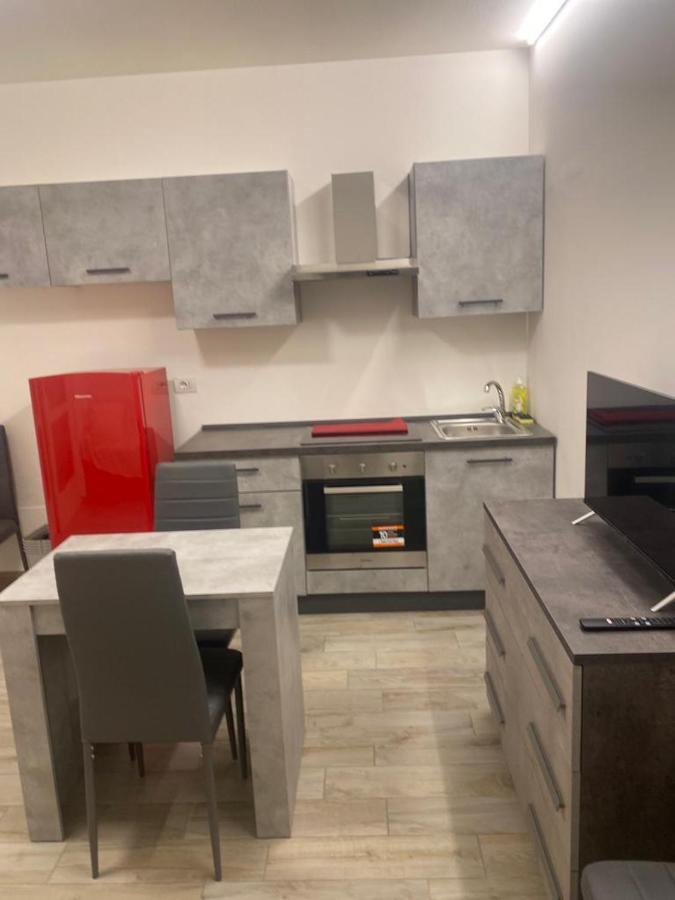 Senza Pensieri Residence Zero Carlo Urbino Крема Экстерьер фото