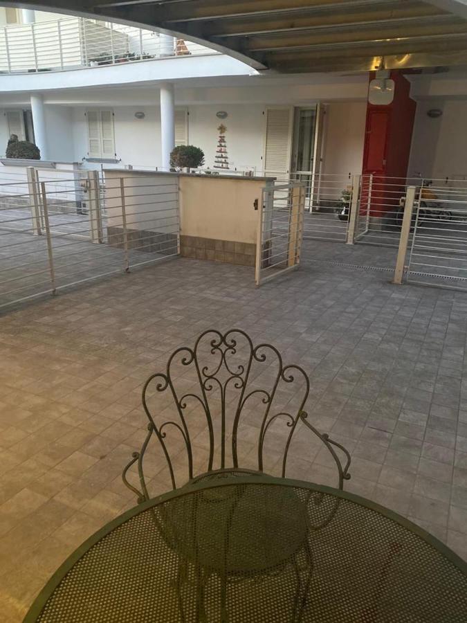 Senza Pensieri Residence Zero Carlo Urbino Крема Экстерьер фото